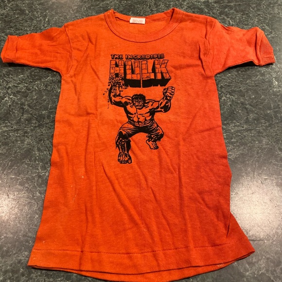 Durable Knit Other - Vintage Incredible Hulk Orange & Black Tee Medium